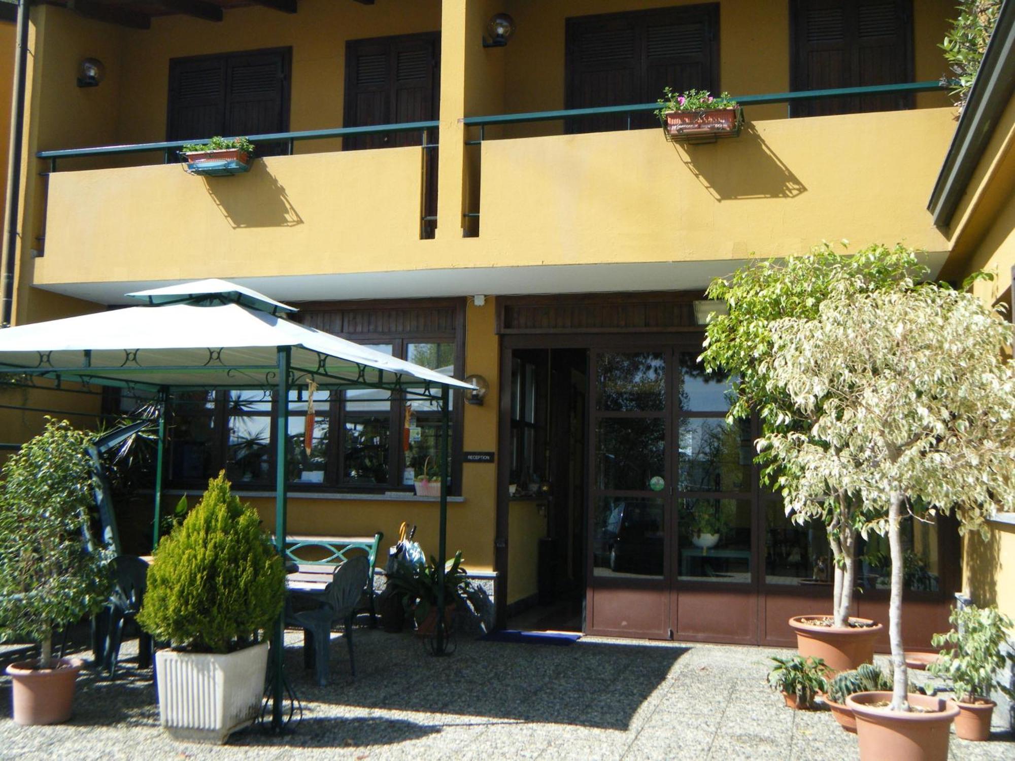 B&B Il Gufetto วิเวโรเน ภายนอก รูปภาพ